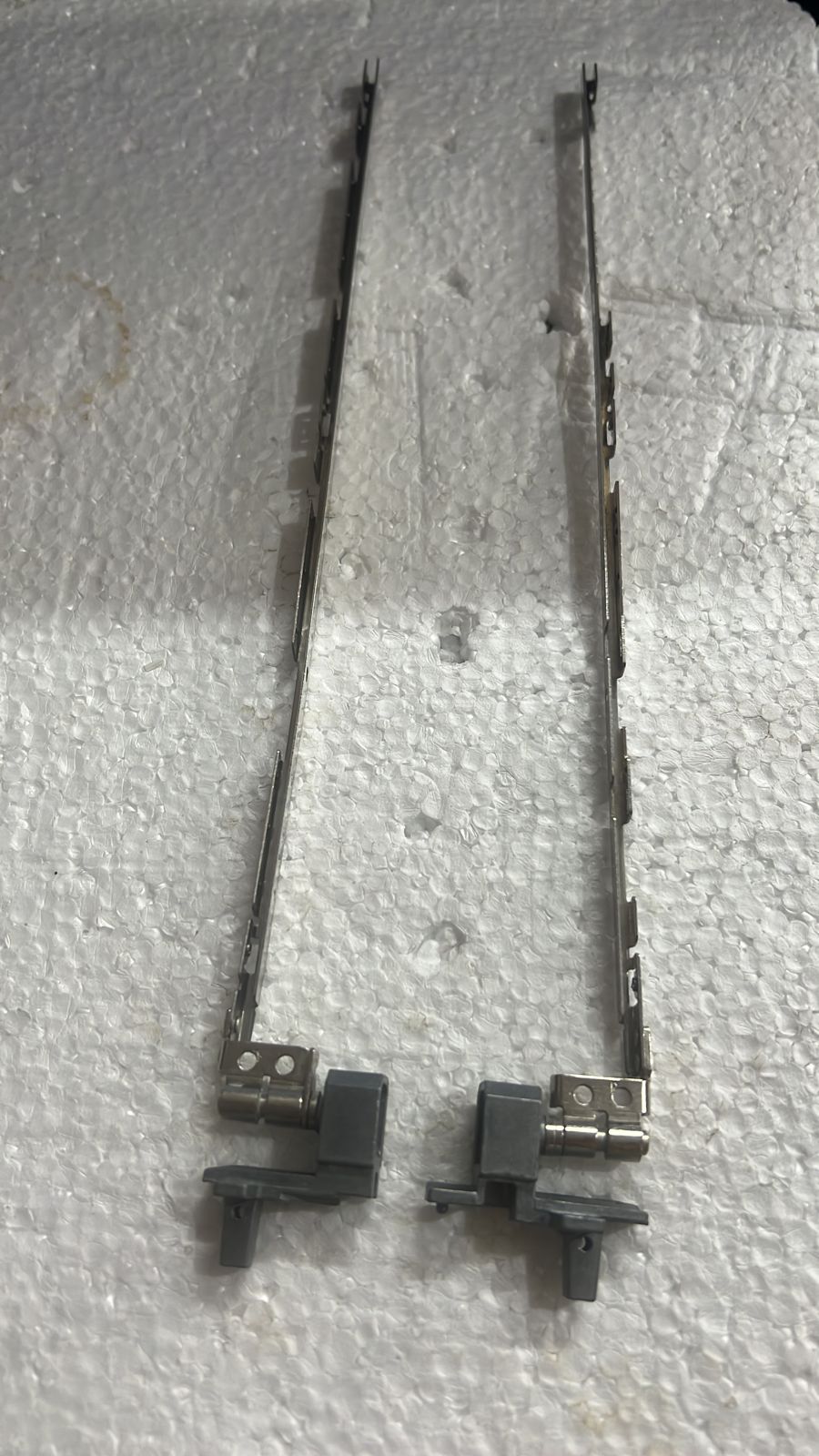 Hinge Lenovo Thinkpad R60/R61 (15 Inch) | R/L