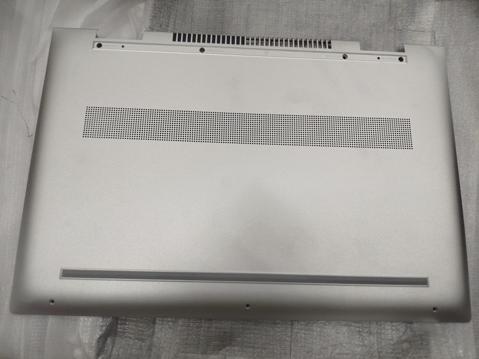 Base Cover HP Envy X360 15-BP 15T-BP 15-BQ 15M-BQ D Silver