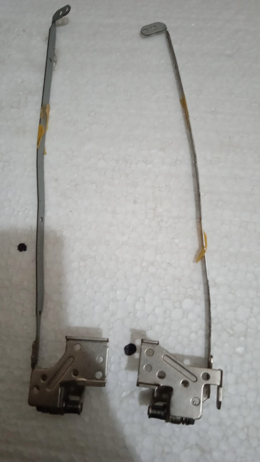Hinges Toshiba A660 R/L