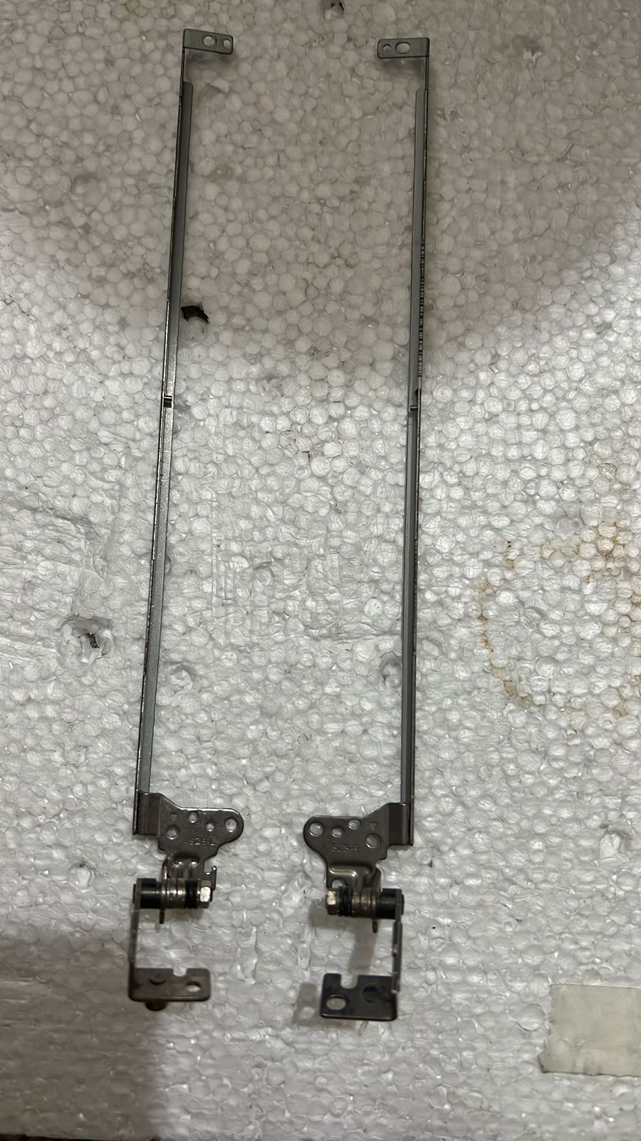 Hinge Dell Inspiron 1440 | R/L