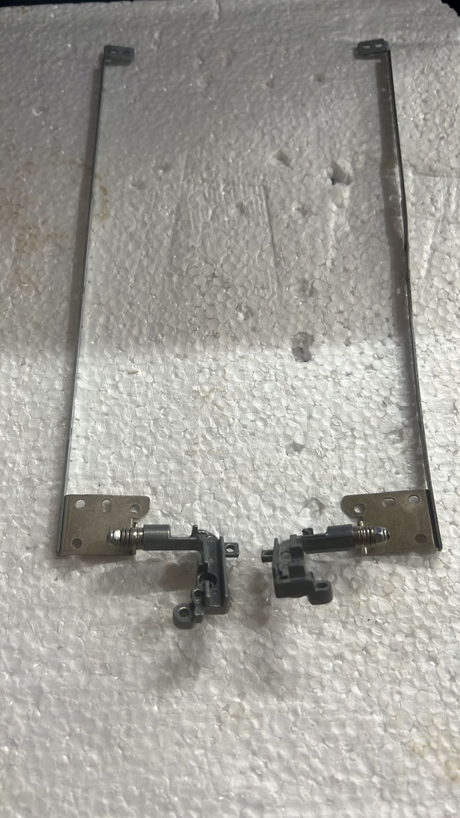 Hinge IBM Lenovo 3000-C460/C461/C462/G410/G400 | R/L [6902]