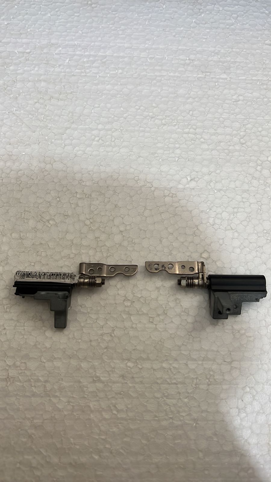 Hinge Dell XPS 15 (L501X/L502X) | R/L (No Touchscreen) [6851]