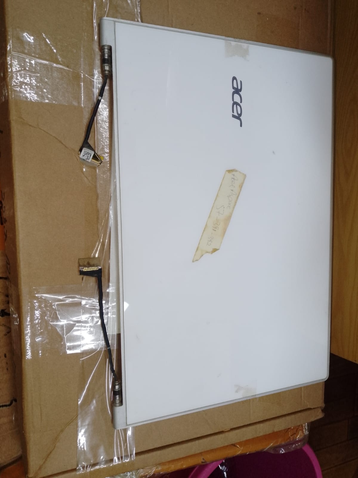 Led with Complete Top 13.3 Acer Aspire S7-391 / S7-392 (White)
